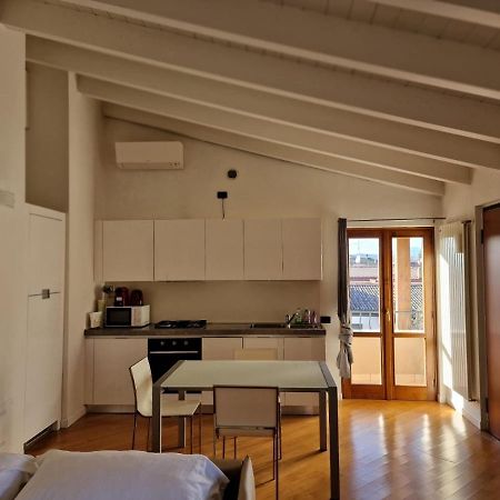 Ferienwohnung Vittoria Al Lago Desenzano del Garda Exterior foto