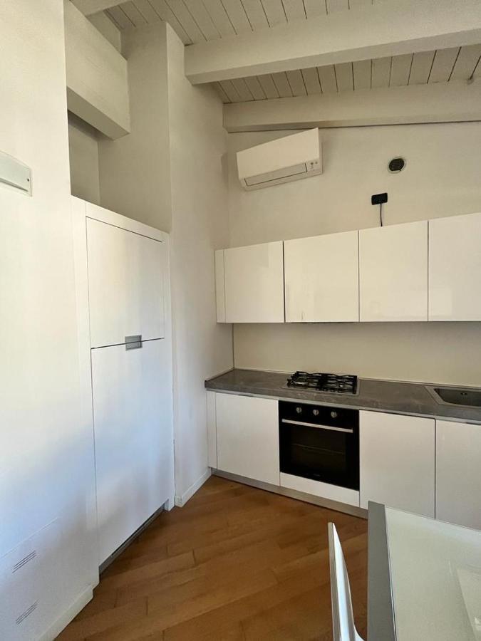 Ferienwohnung Vittoria Al Lago Desenzano del Garda Exterior foto
