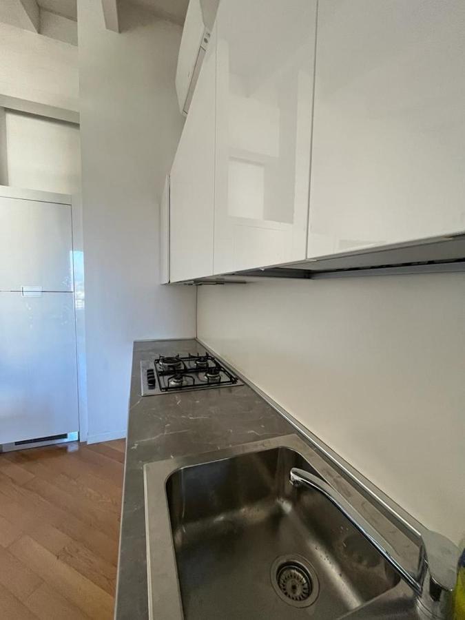 Ferienwohnung Vittoria Al Lago Desenzano del Garda Exterior foto