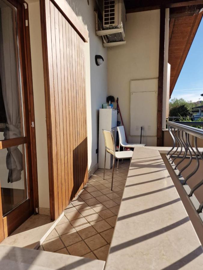 Ferienwohnung Vittoria Al Lago Desenzano del Garda Exterior foto